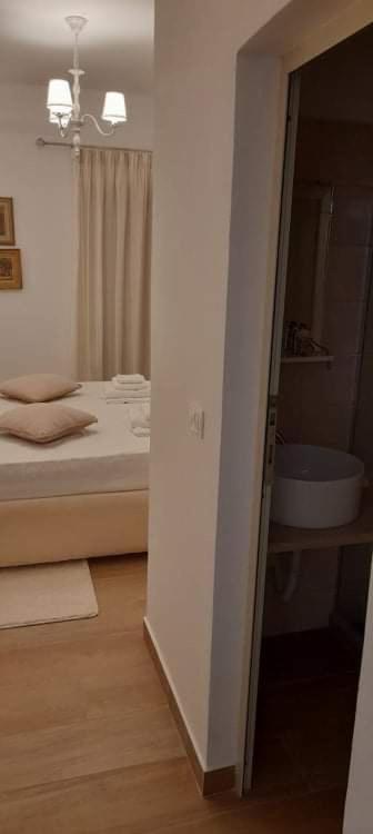 Vogklis House Hotel Qeparo Luaran gambar